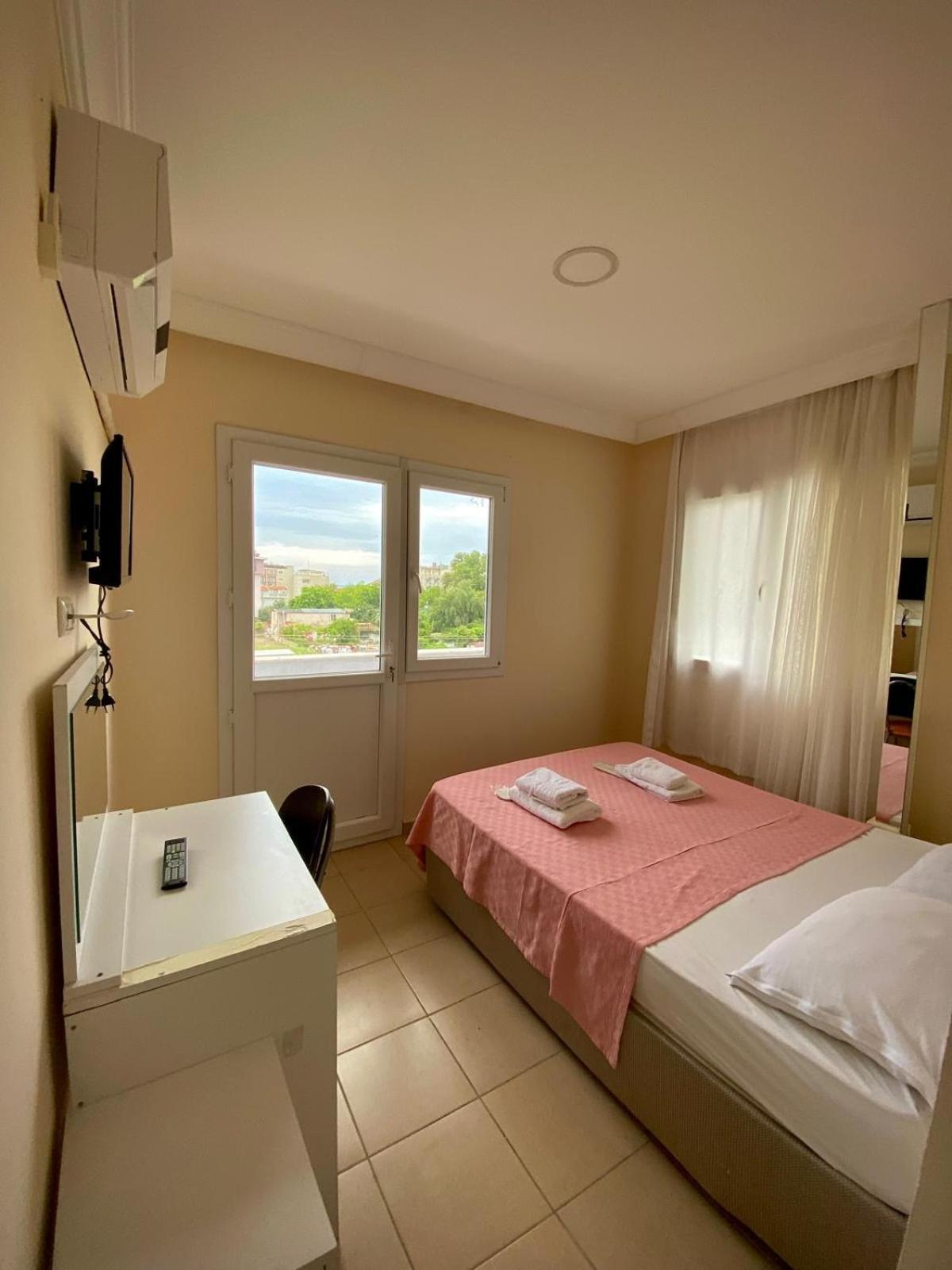 Mandarin Beach Hotel Gumuldur Eksteriør bilde